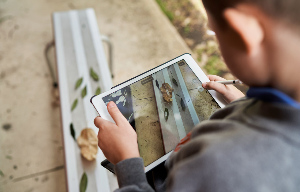 Brock Blackley utilise l’Apple Pencil et iPad.