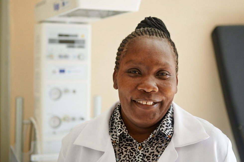 Prosperina Mwanza fra Mwembeshi Rural Health Centre i Zambia. 