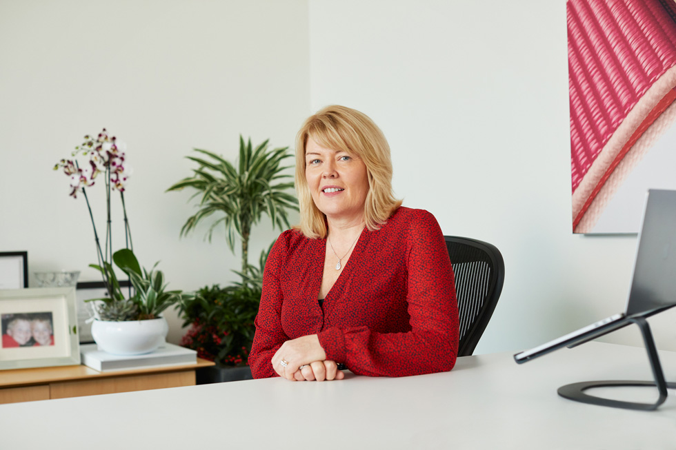 Cathy Kearney sur le campus Apple de Cork, en Irlande.